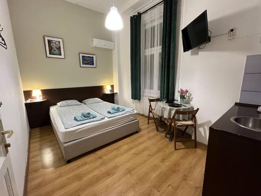 2# Sunflower Cozy Apartment Budapest Luaran gambar