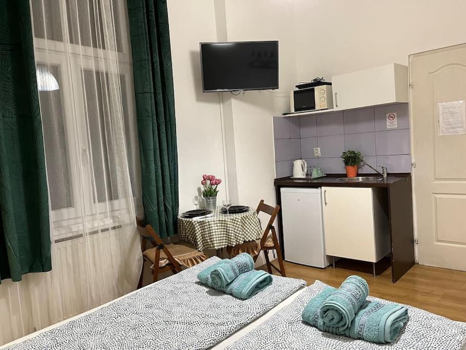 2# Sunflower Cozy Apartment Budapest Luaran gambar